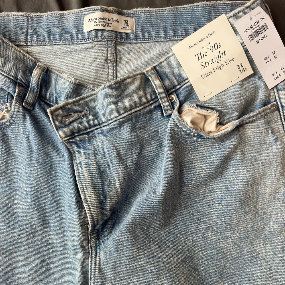 90s Straight Jeans